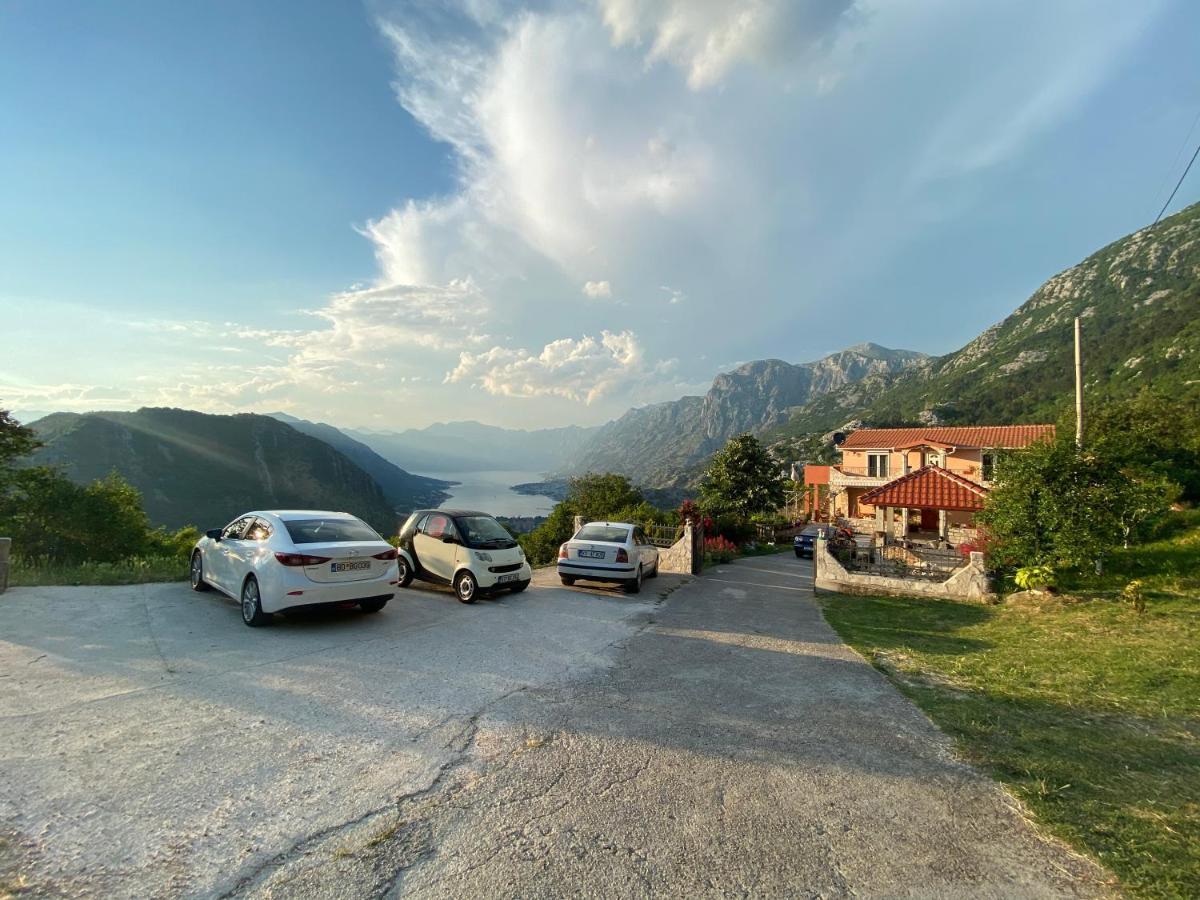 Apartment Lorena Kotor Exterior foto